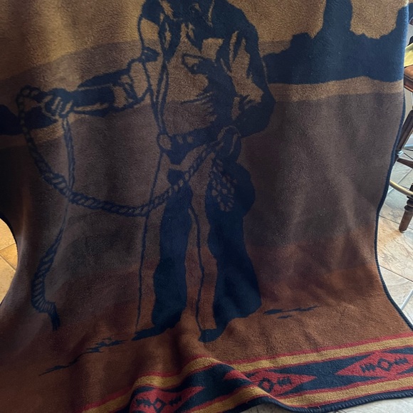 Owen Western Cowboy Fleece Throw/Blanket - Picture 3 of 6